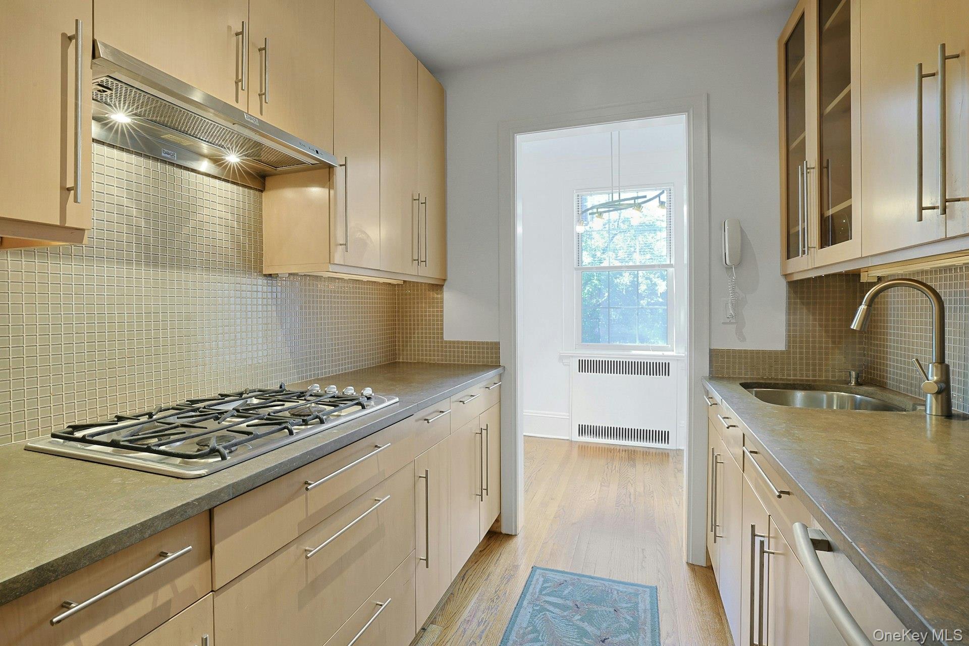 Photo 6 of this property