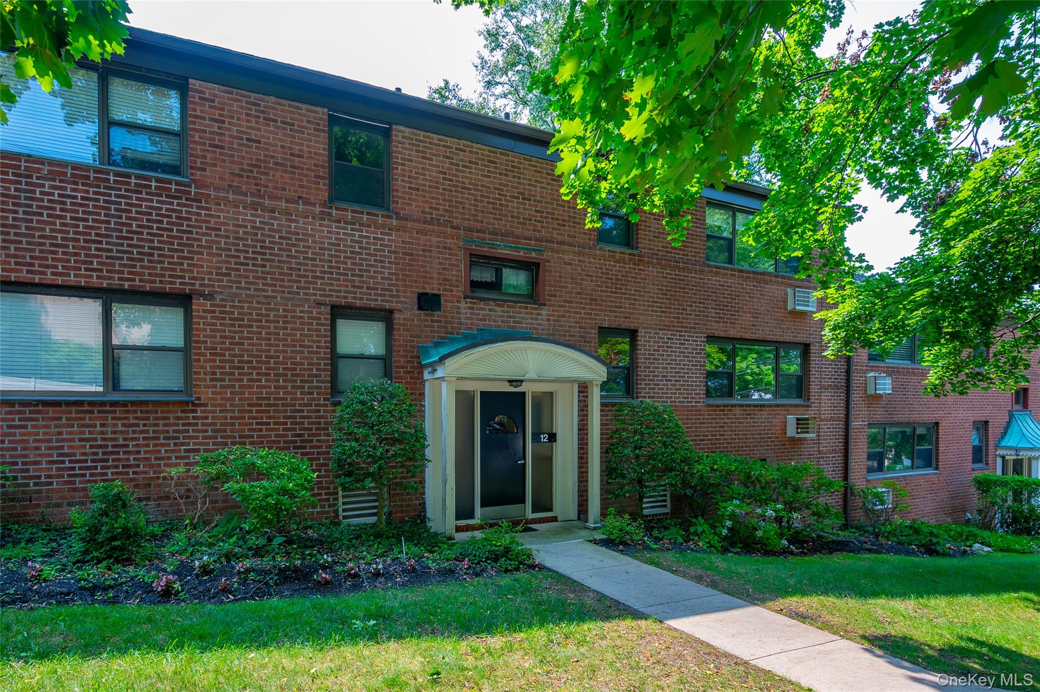 Welcome to Beacon Hill Estate in Dobbs Ferry, where comfort, convenien...