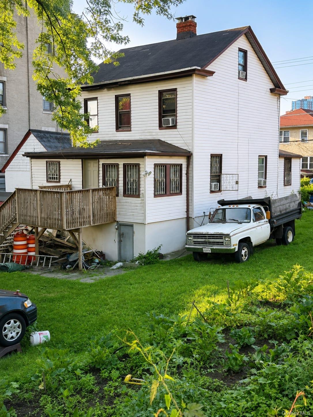 Photo 4 of this property