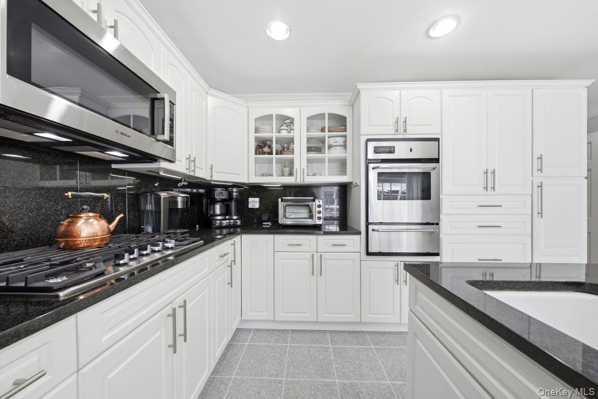 Photo 9 of this property
