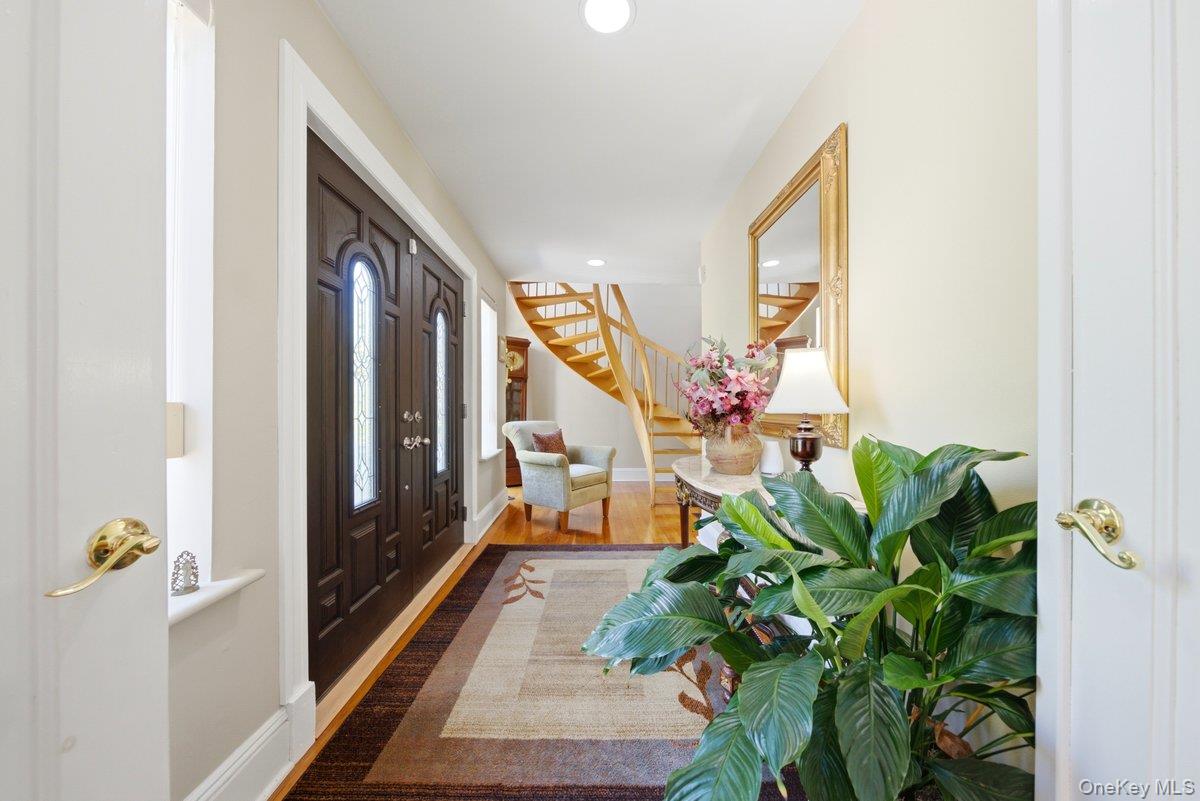 Photo 4 of this property