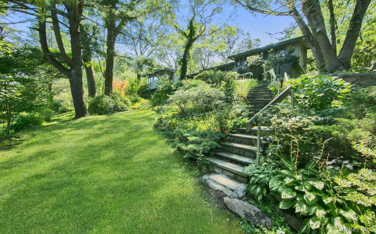 Photo 6 of this property