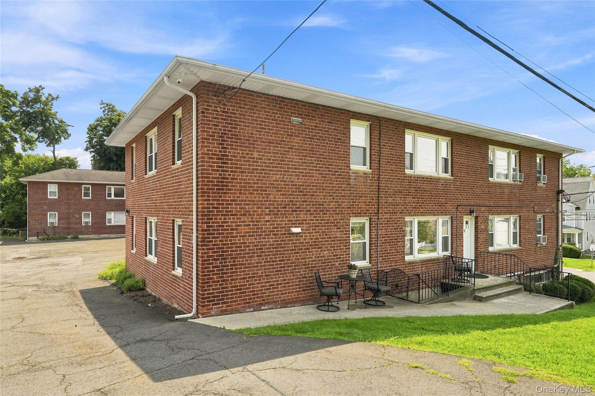 Photo 4 of this property