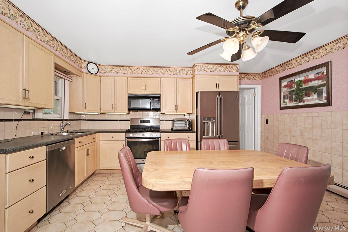 Photo 11 of this property