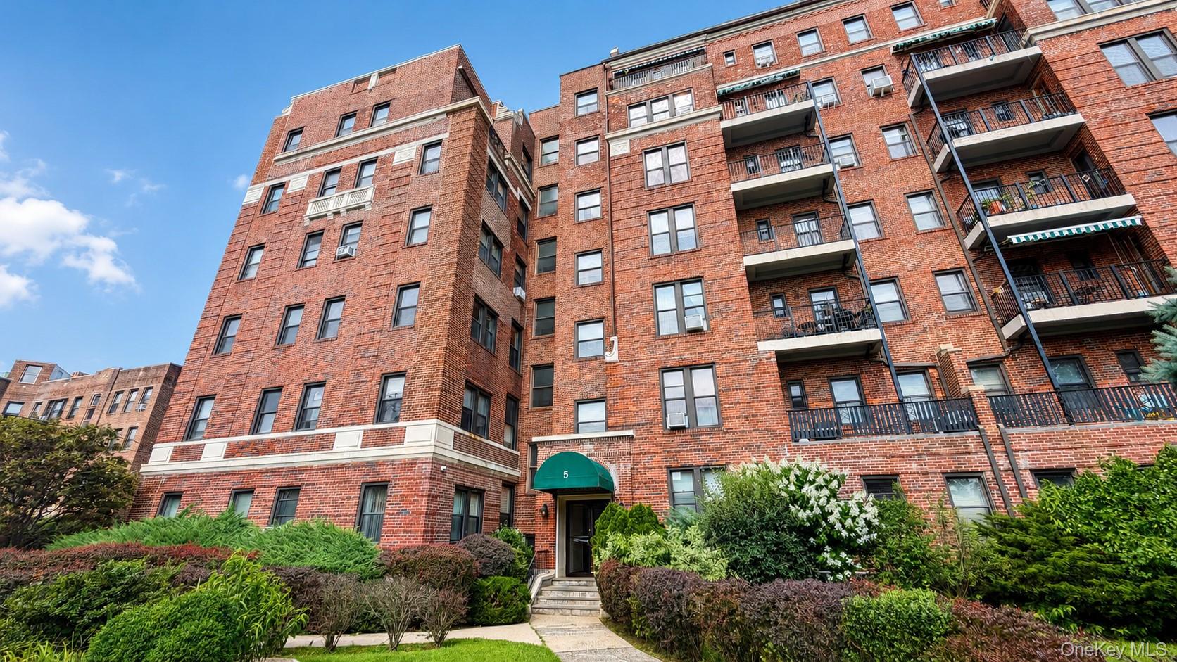 Exceptional value in New Rochelle! This two-bedroom co-op offers appro...