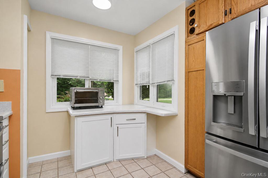 Photo 4 of this property