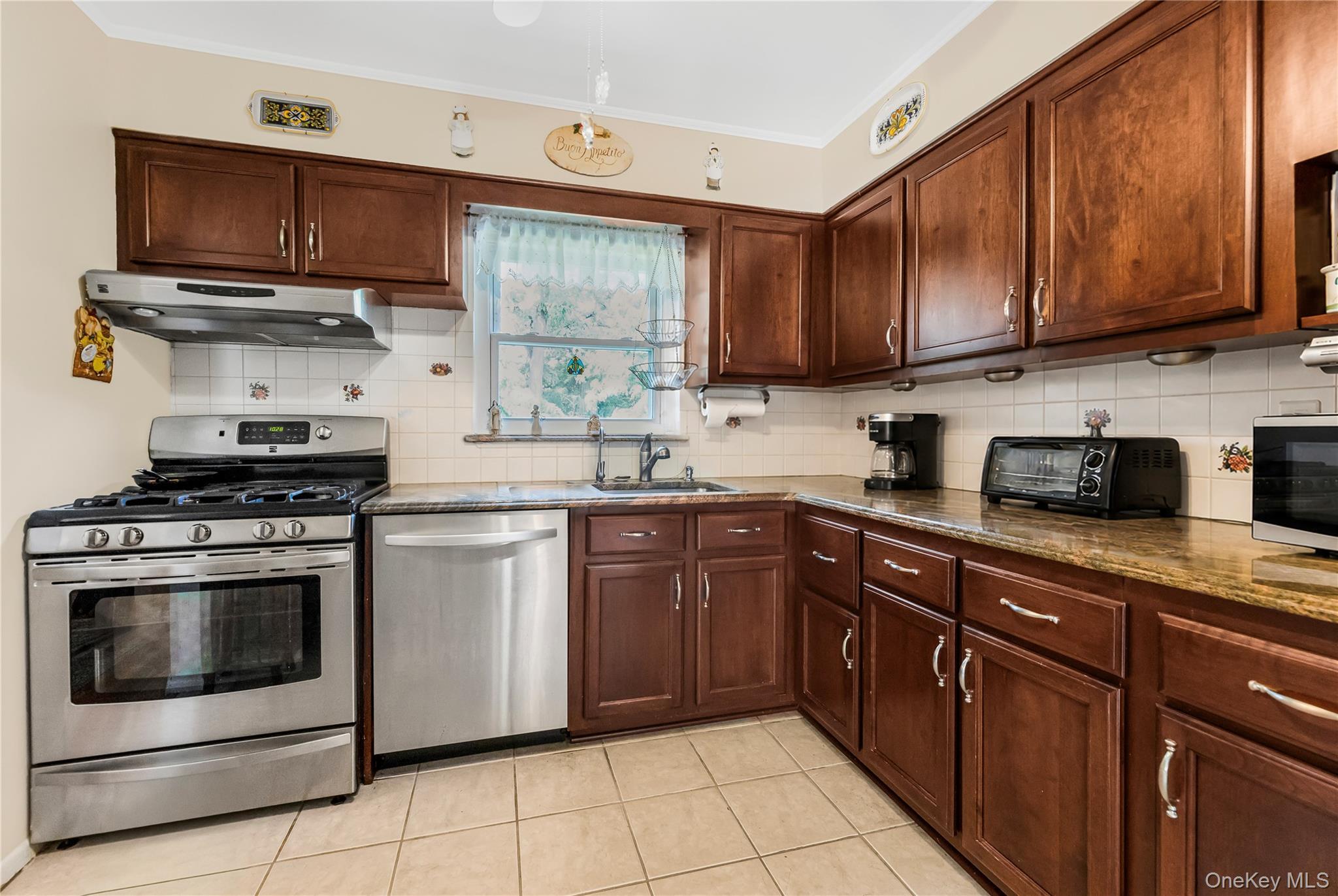 Photo 11 of this property