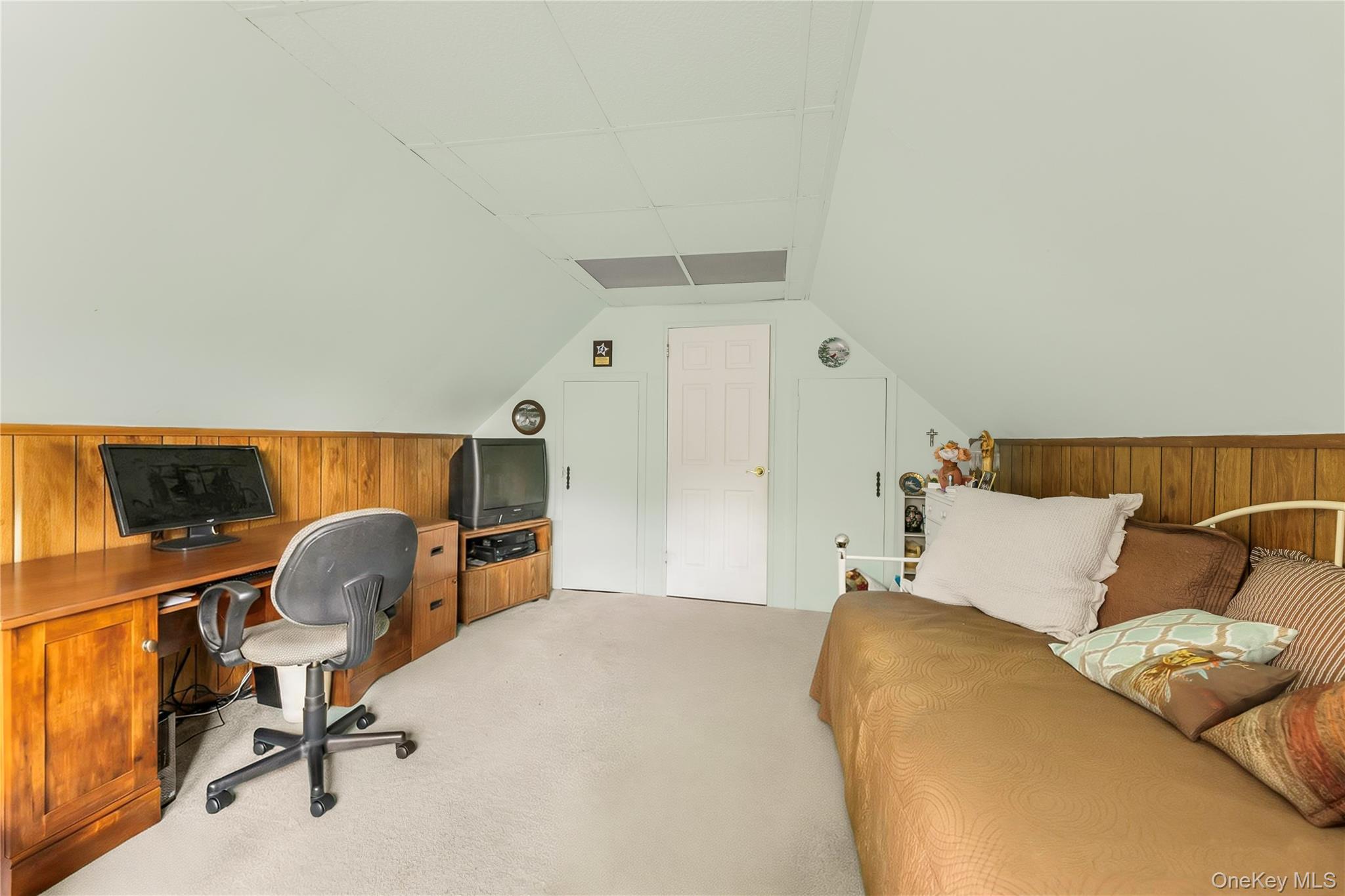 Photo 19 of this property
