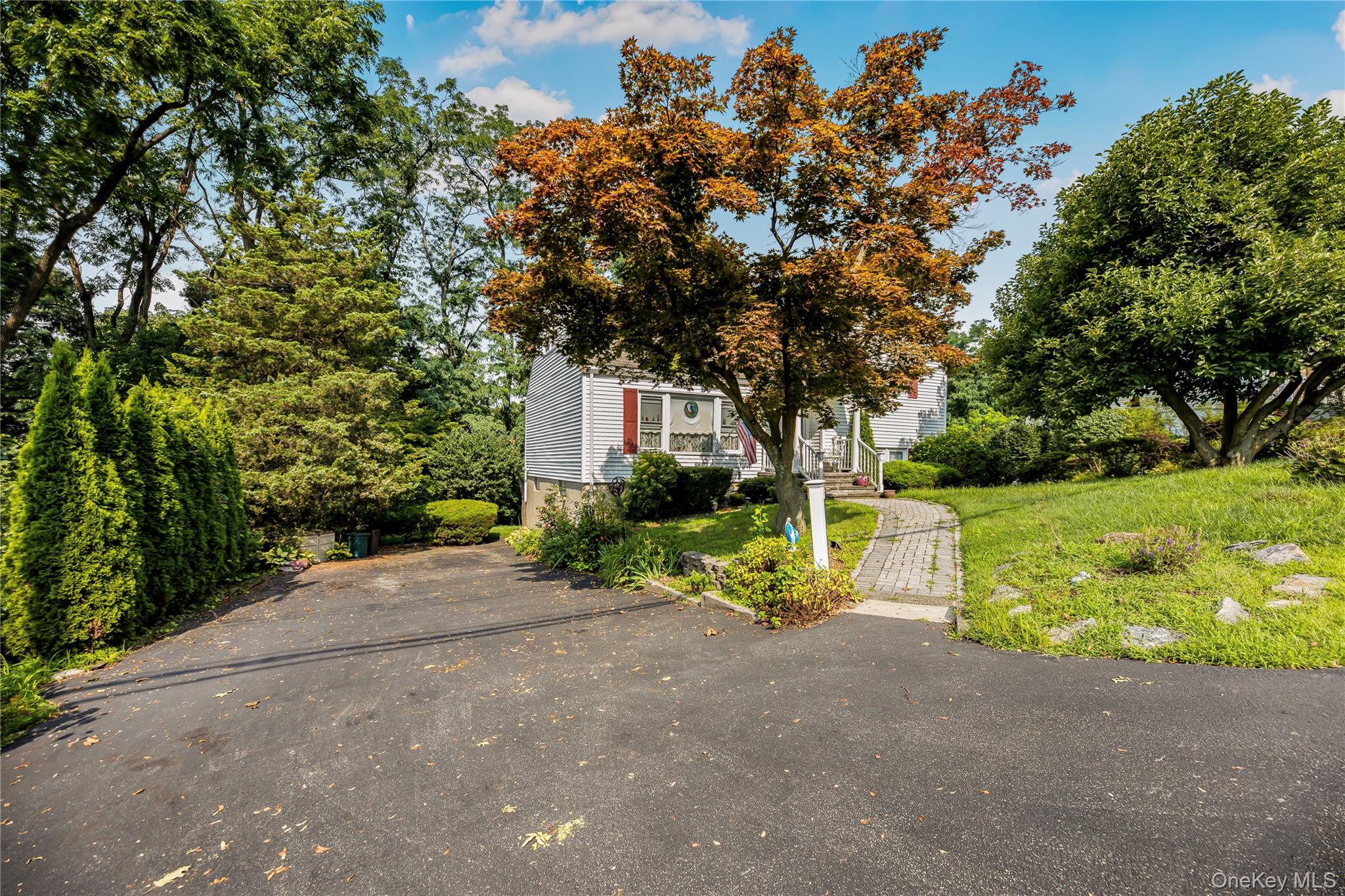 Photo 4 of this property