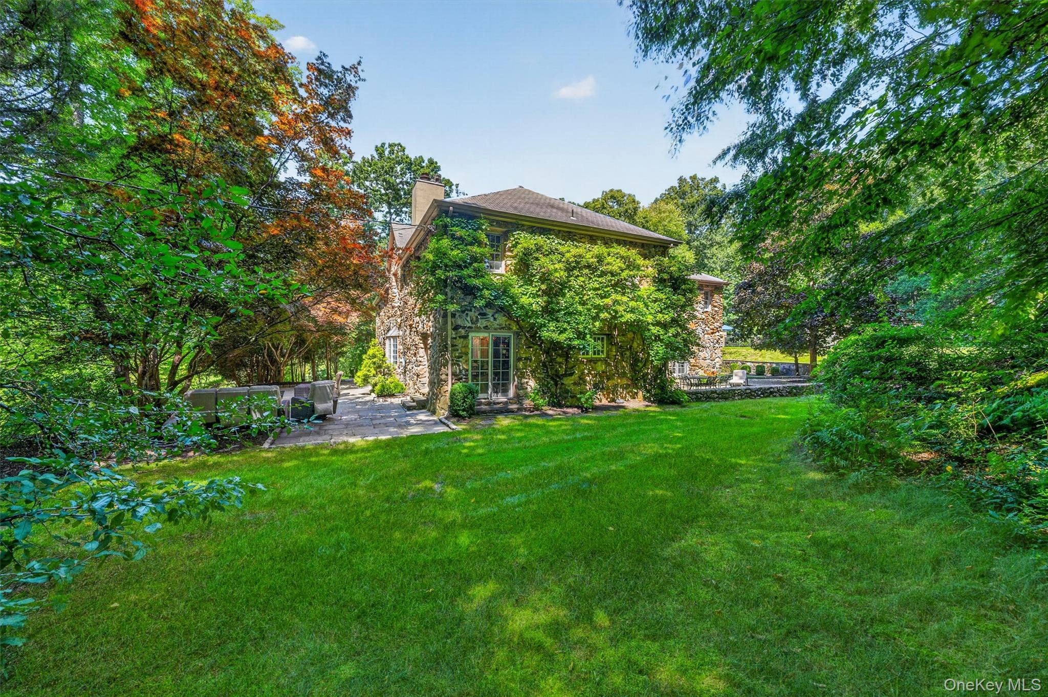 Photo 7 of this property