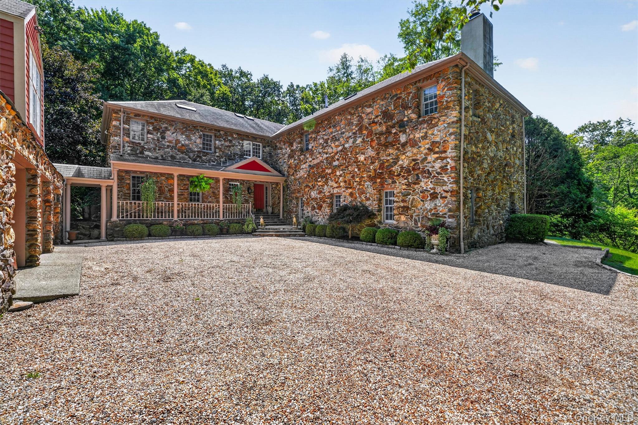 Photo 3 of this property