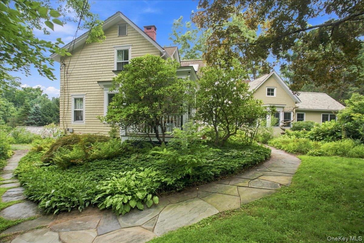 Photo 3 of this property