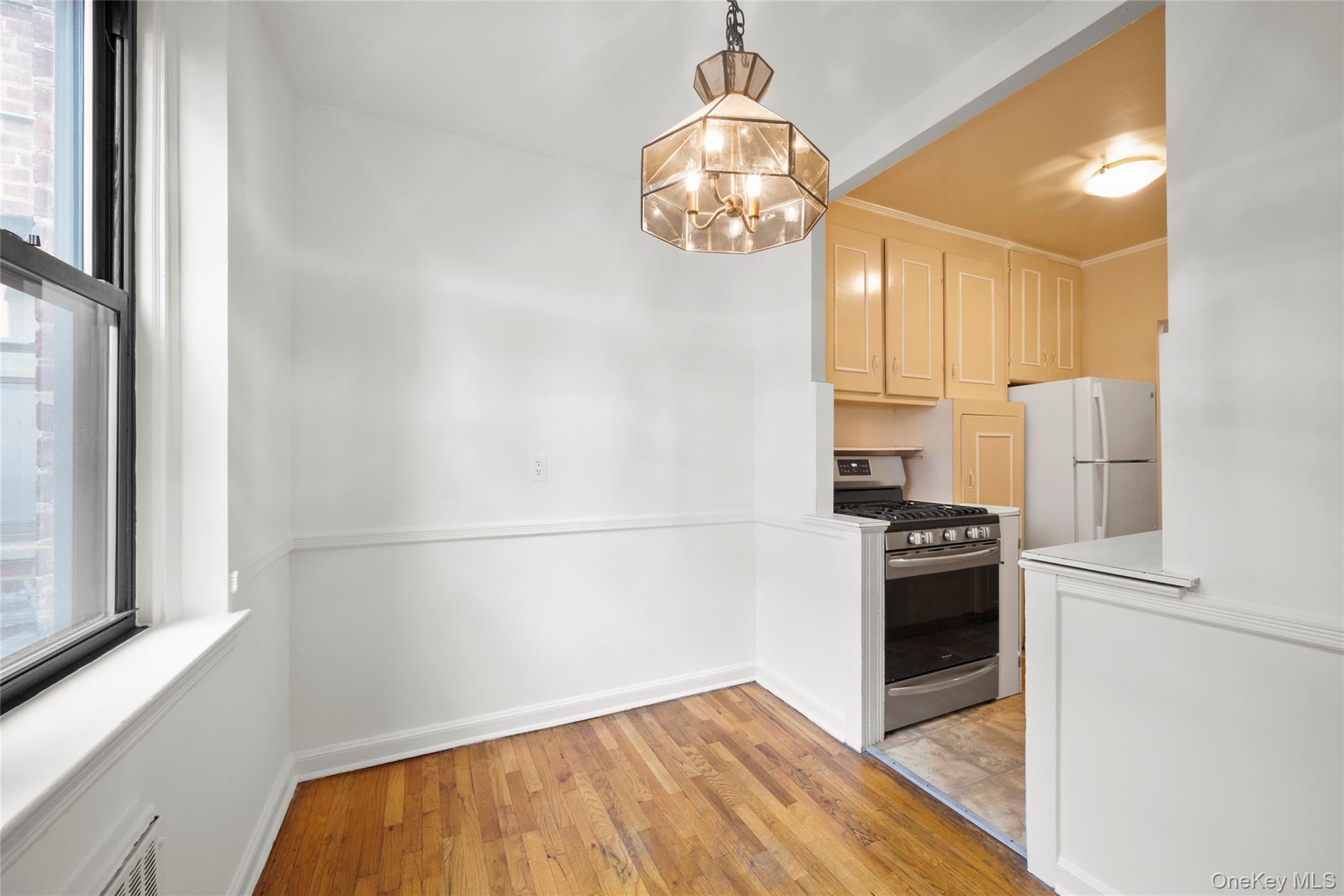 Photo 9 of this property