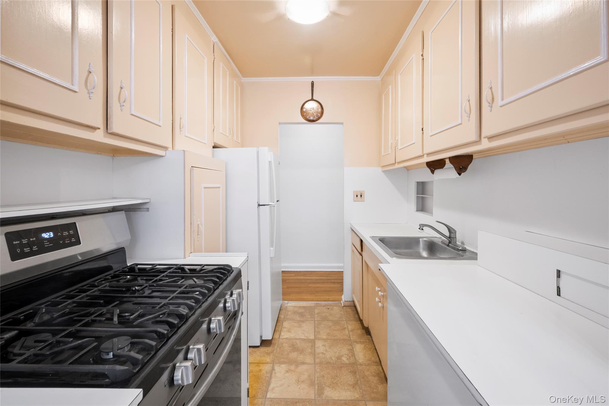 Photo 6 of this property