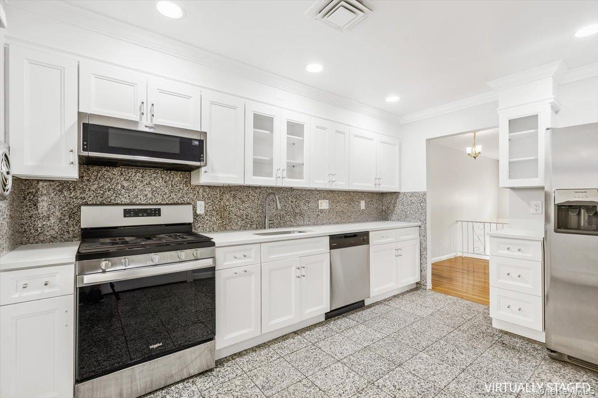 Photo 7 of this property