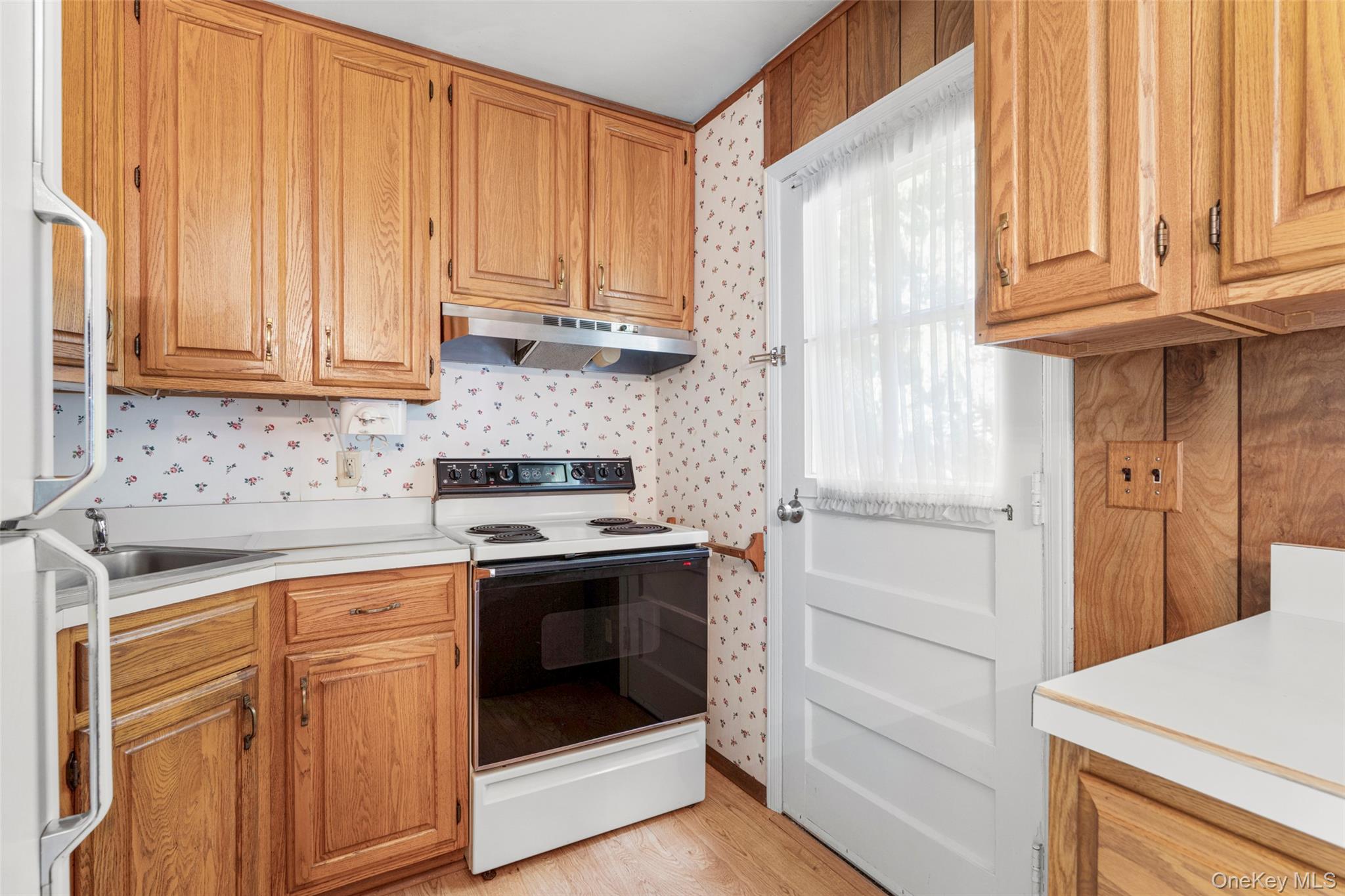 Photo 7 of this property