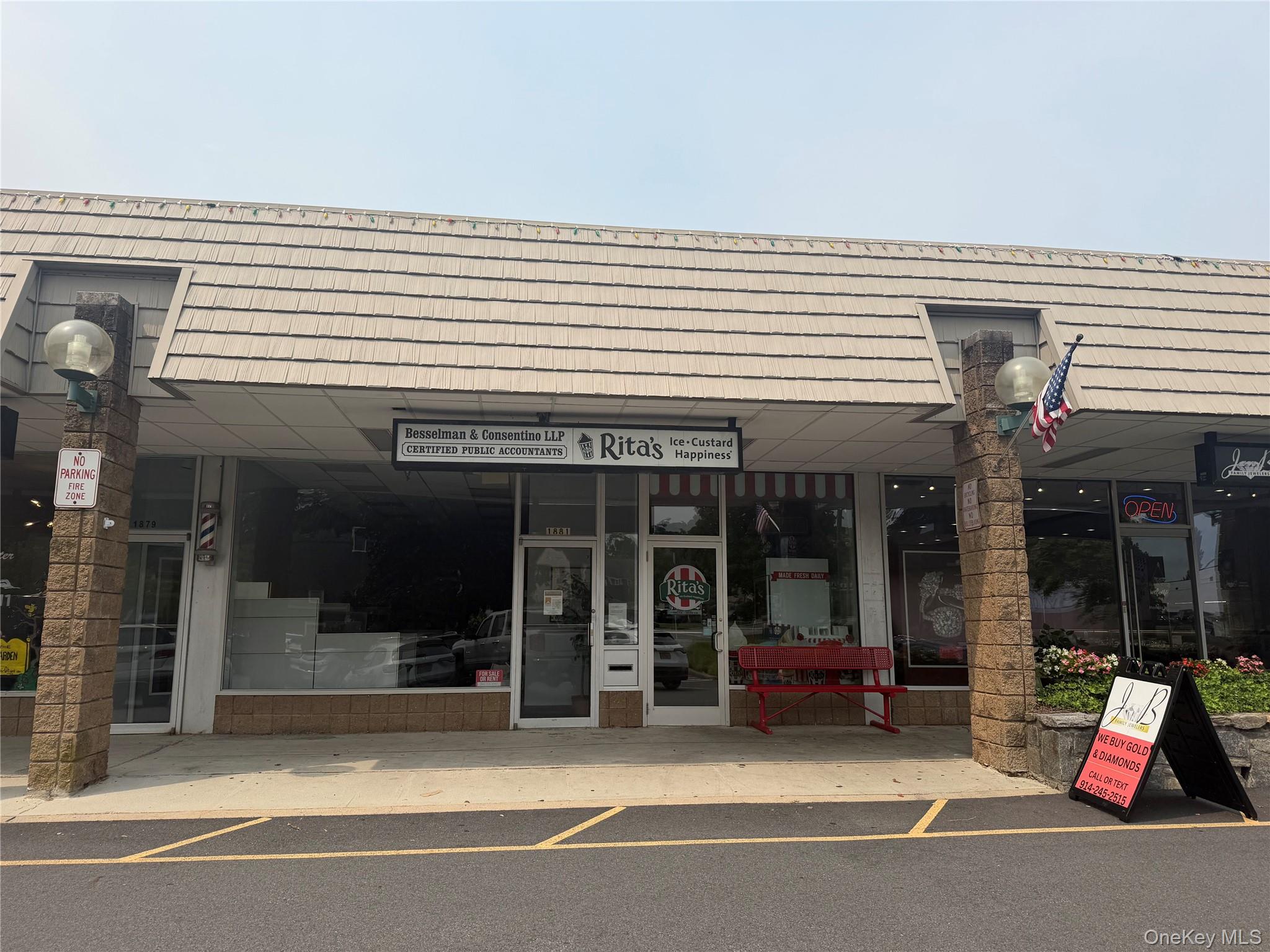 Prime Owner-User / Investment Opportunity in Yorktown. 1881 & 1881A Co...