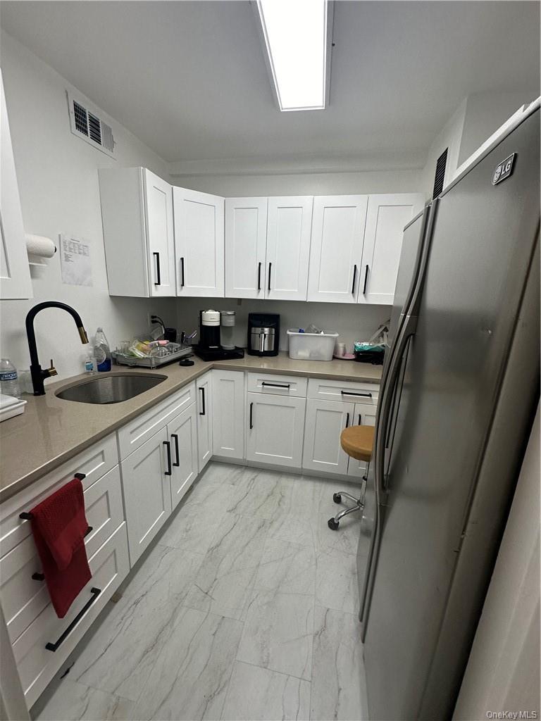 Photo 7 of this property