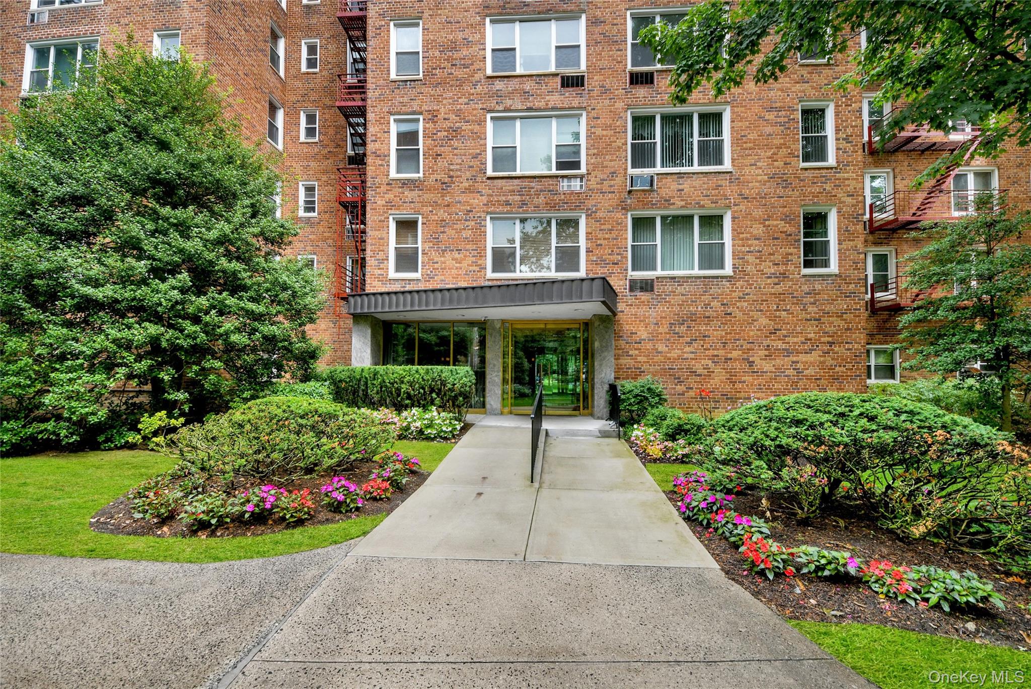 This bright, 1,200 sqft corner apartment at 110 Dehaven Drive features...