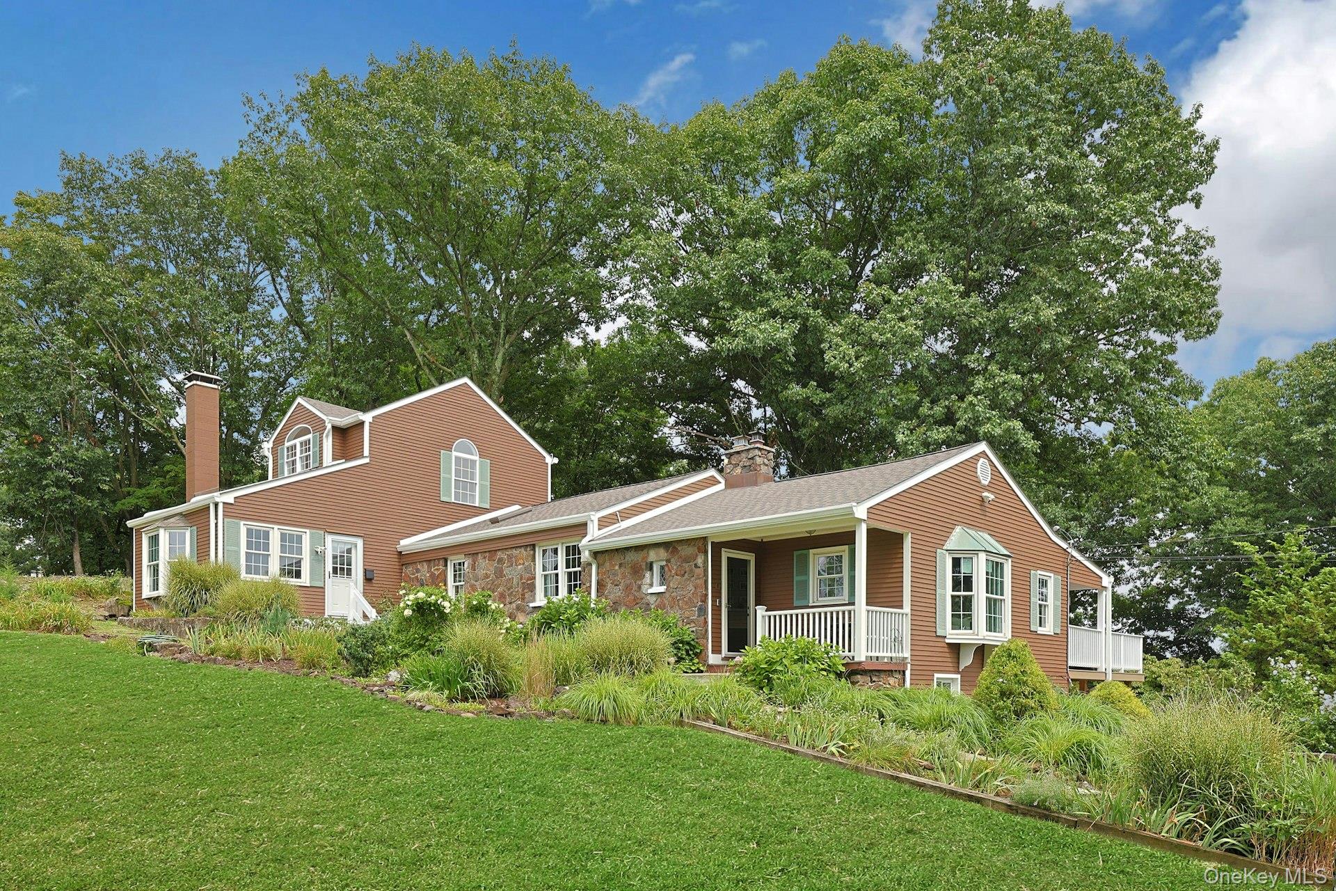 Photo 4 of this property