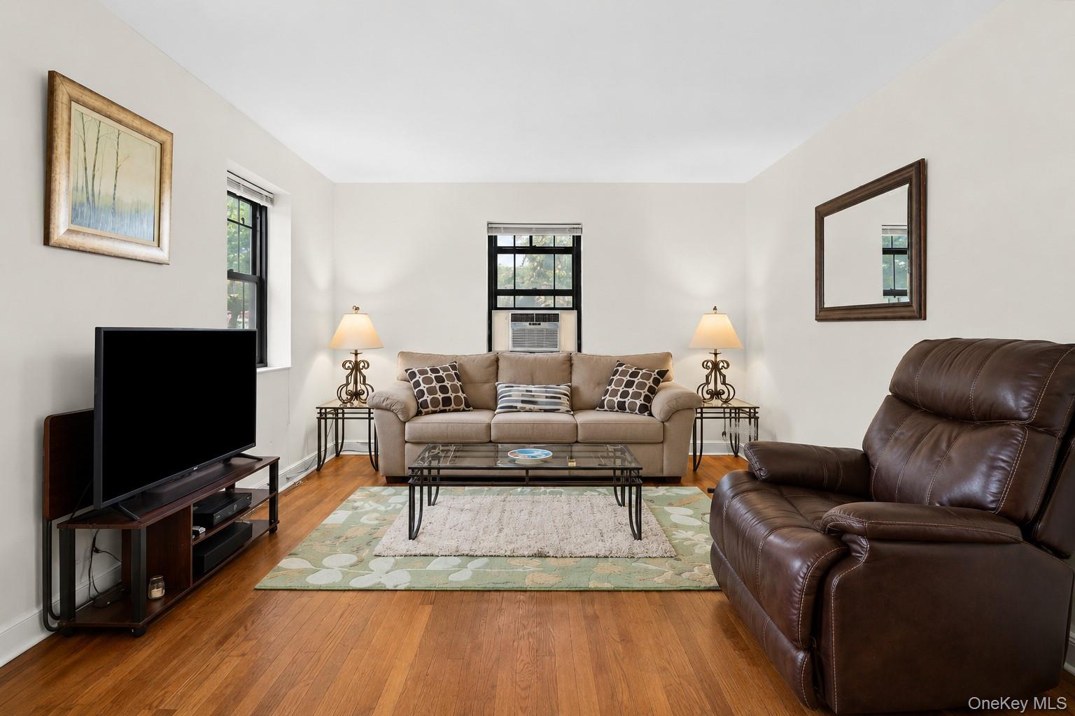 Photo 4 of this property