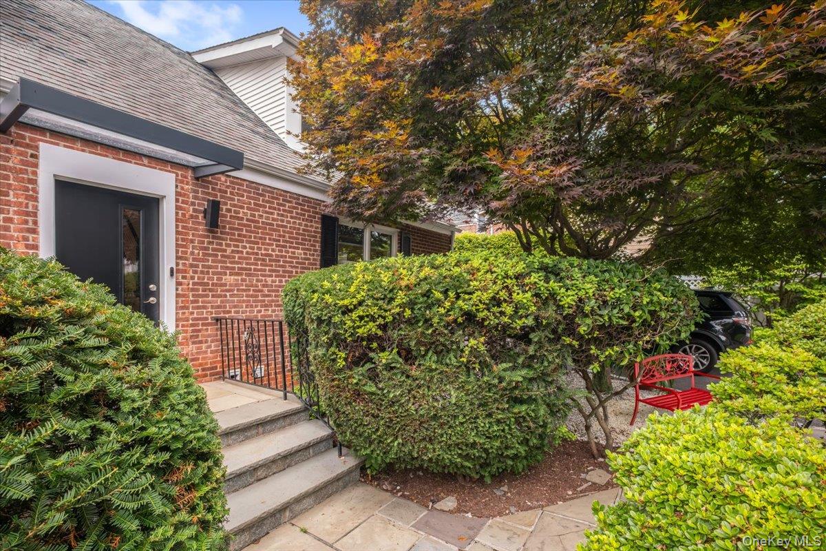 Photo 4 of this property