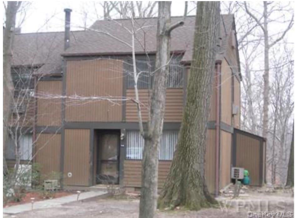 Welcome to this charming two-bedroom, one-and-a-half-bath home nestled...