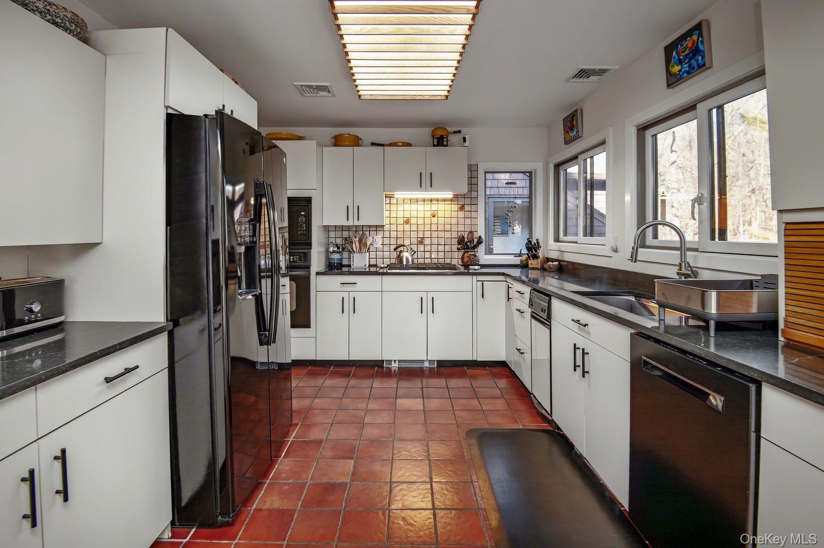 Photo 8 of this property