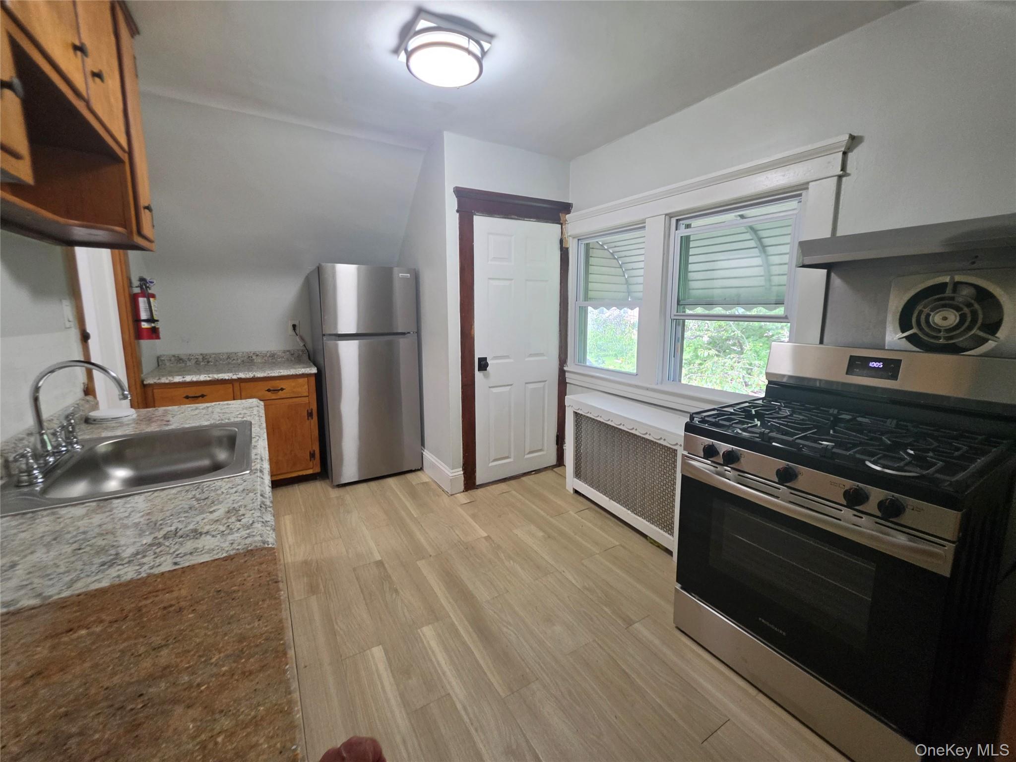 Photo 4 of this property