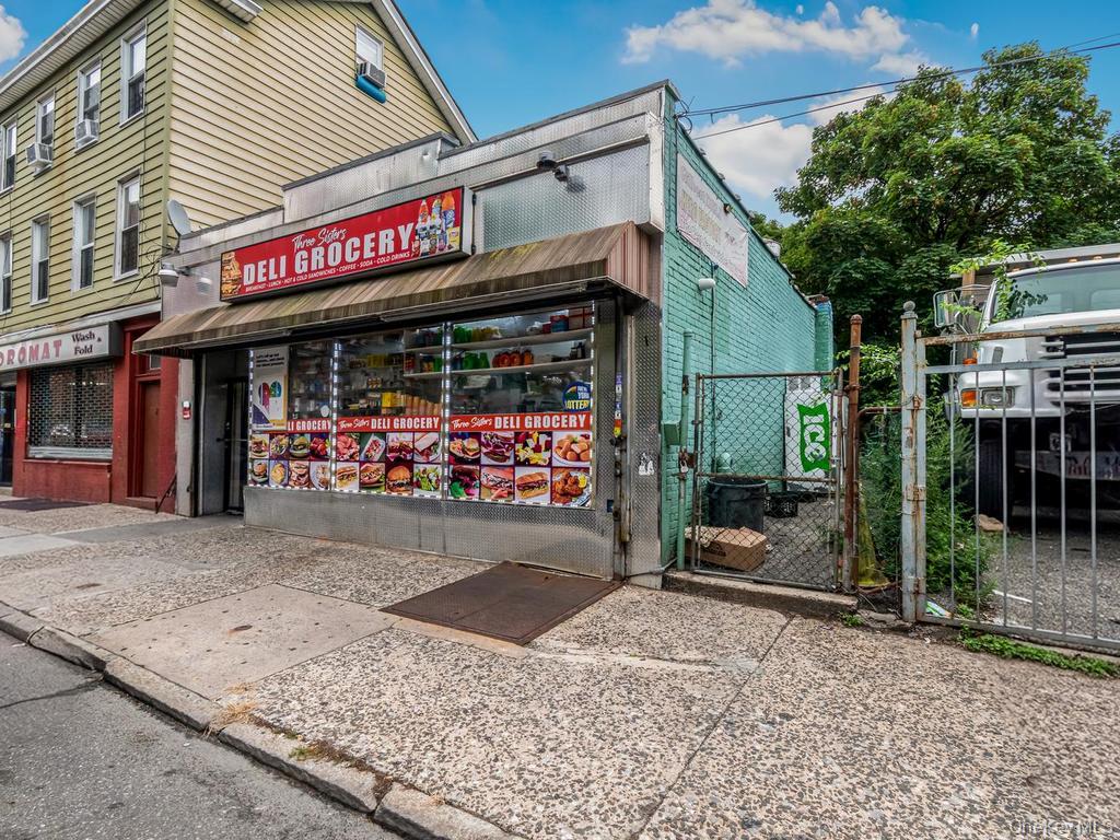 Welcome to 26 W Third St! Deli/Grocery Business with over 30 years of...