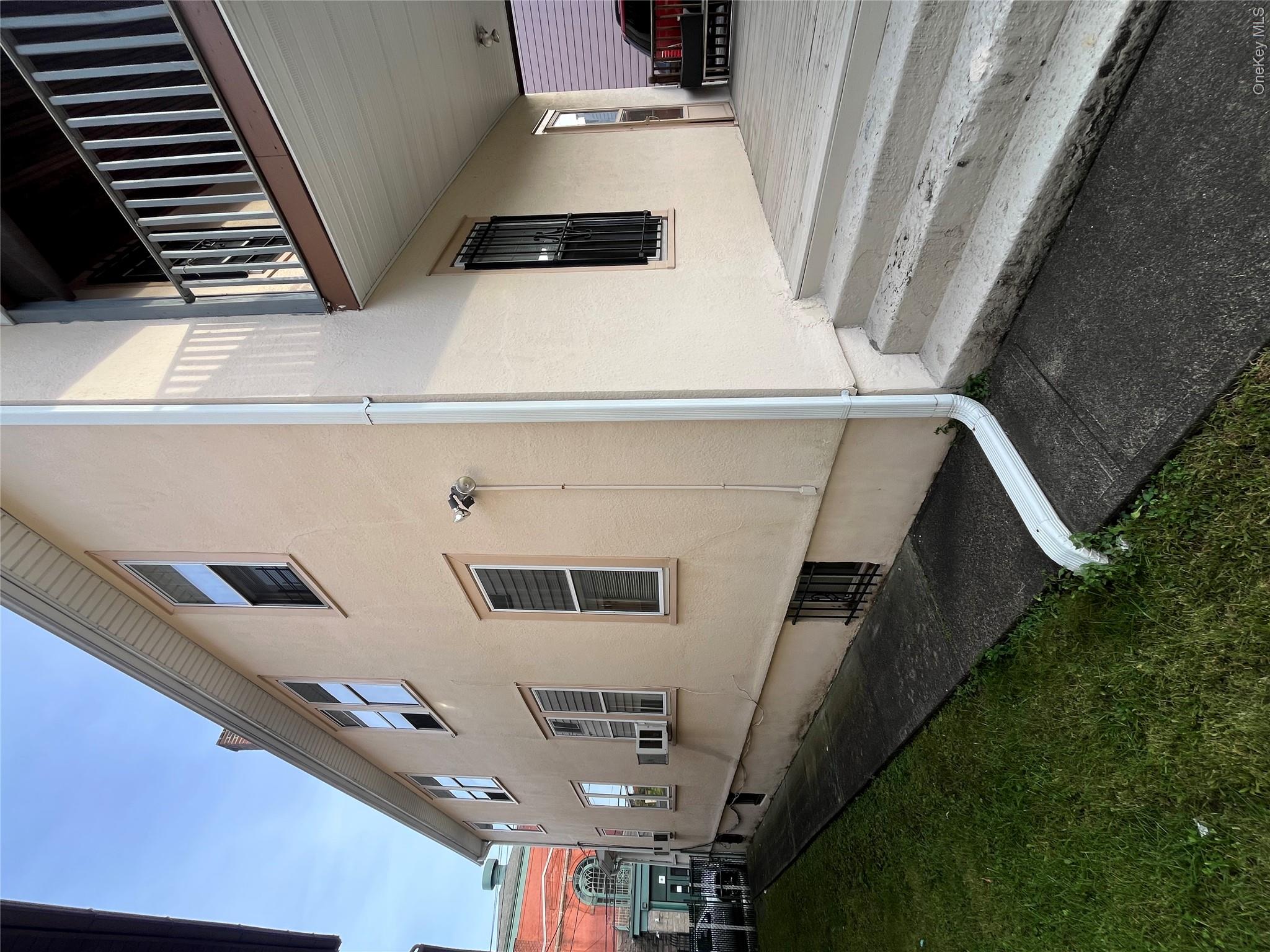 Photo 4 of this property