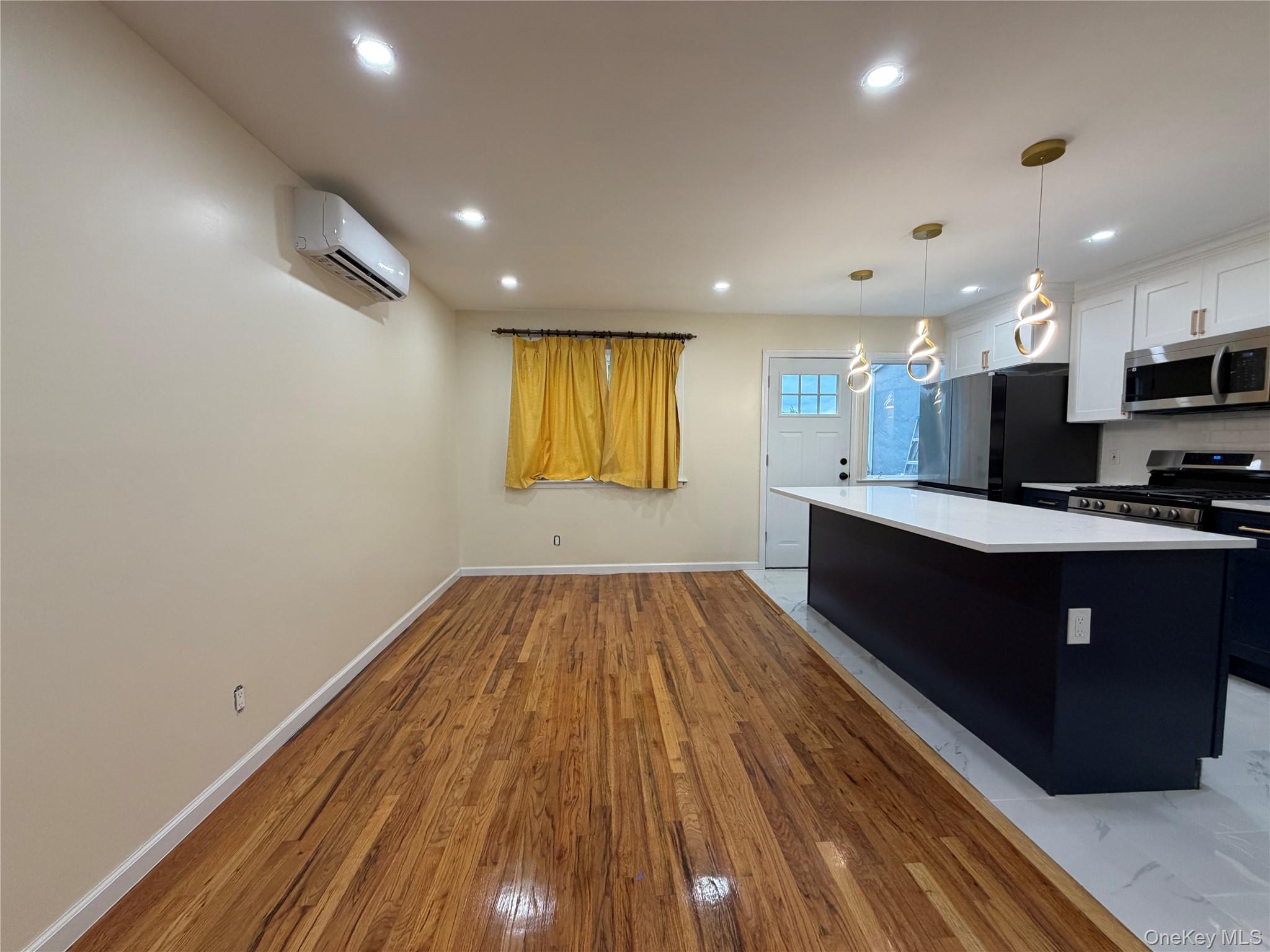 Photo 4 of this property