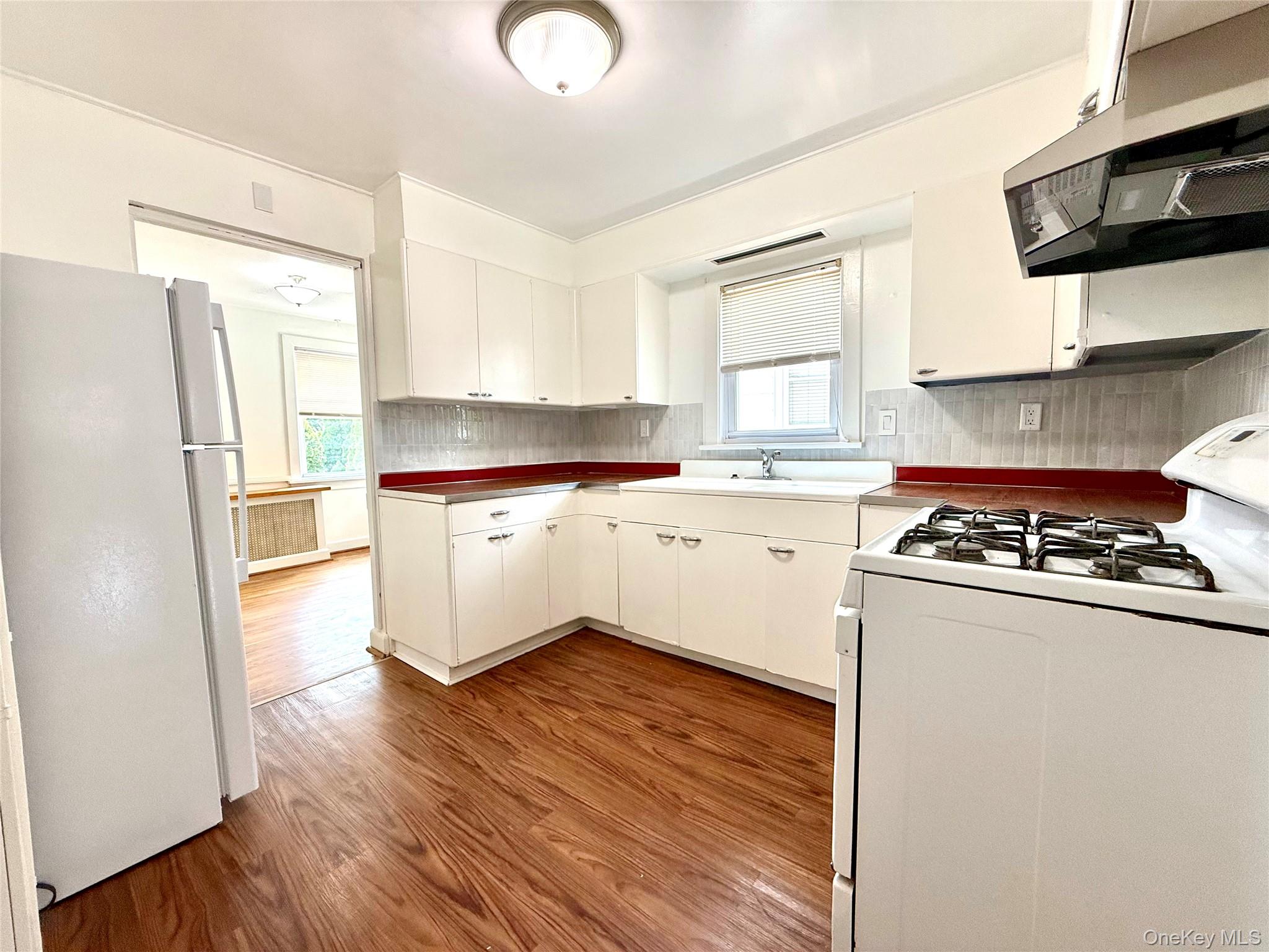 Photo 8 of this property