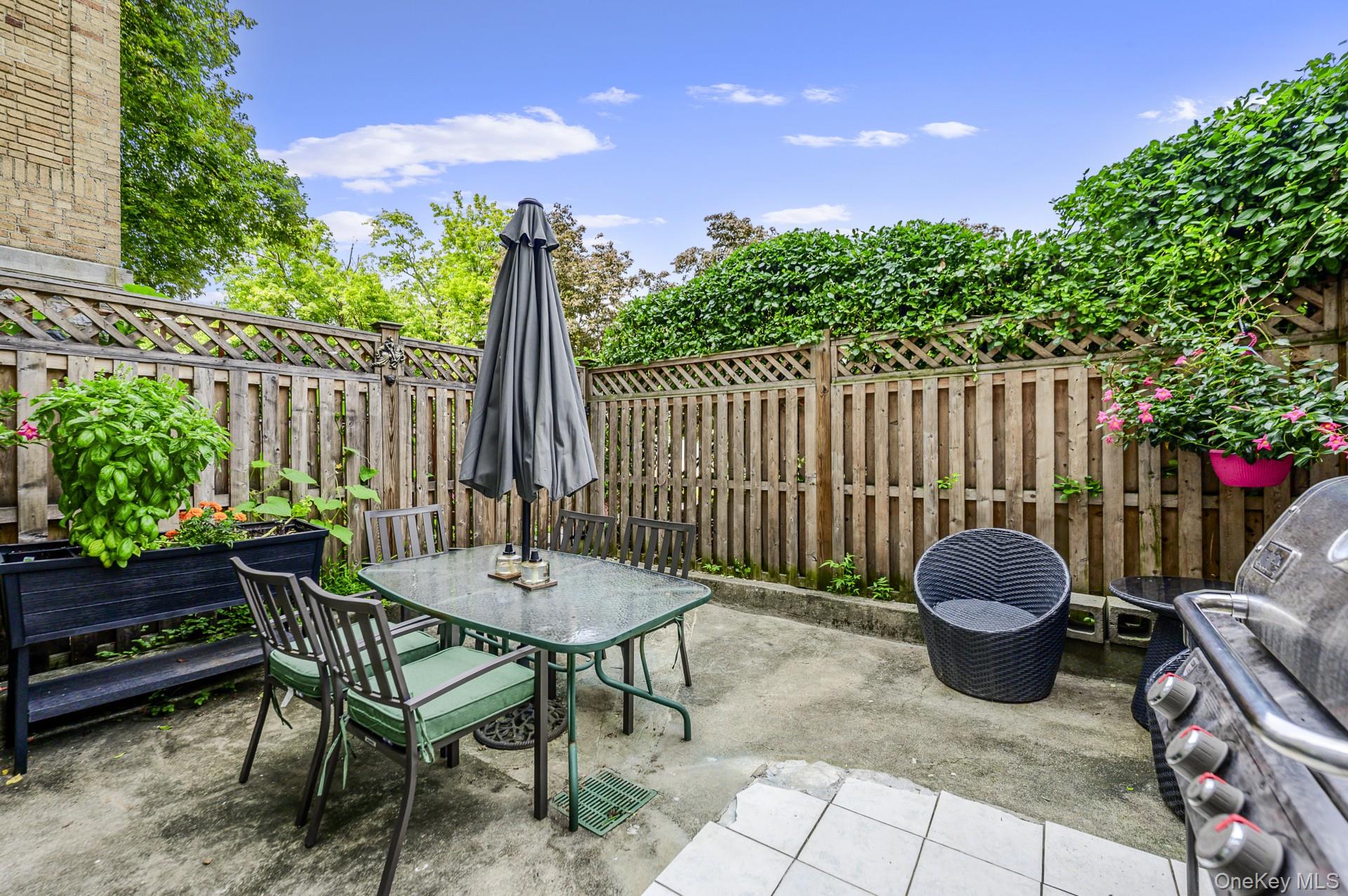 Photo 33 of this property