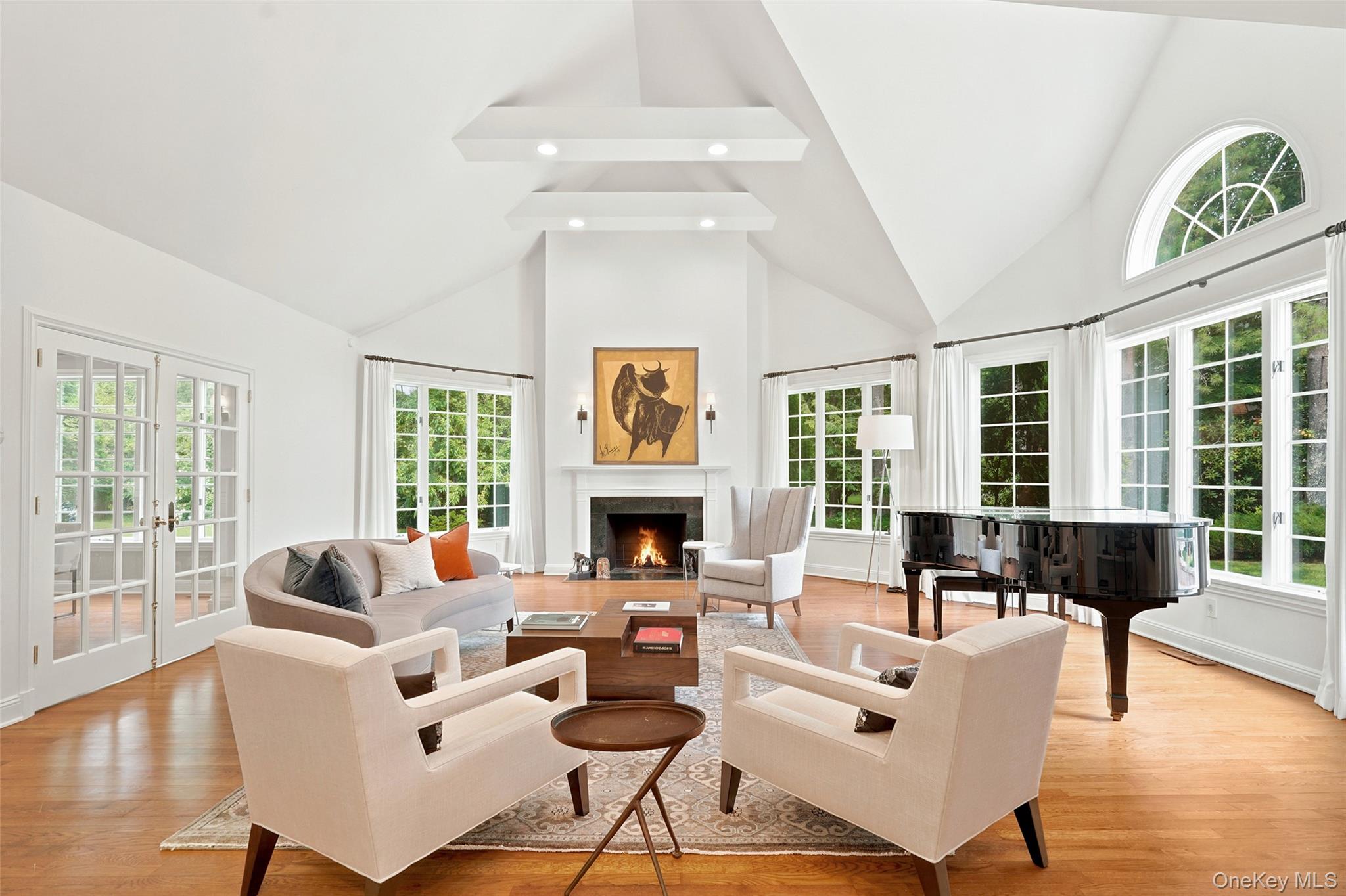 Photo 4 of this property