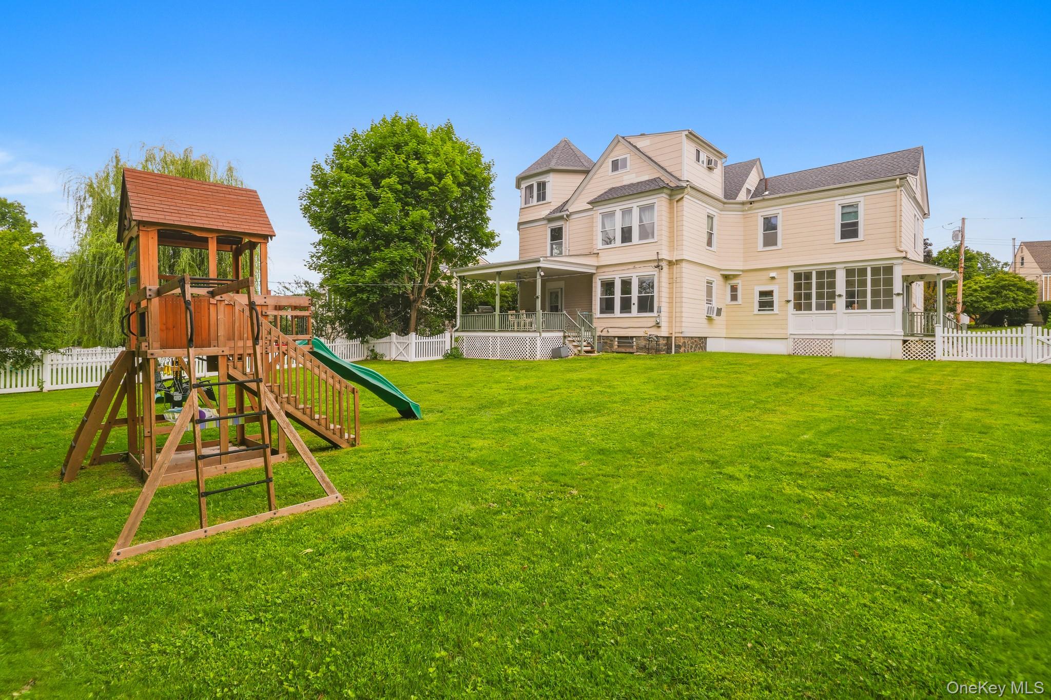 Photo 31 of this property
