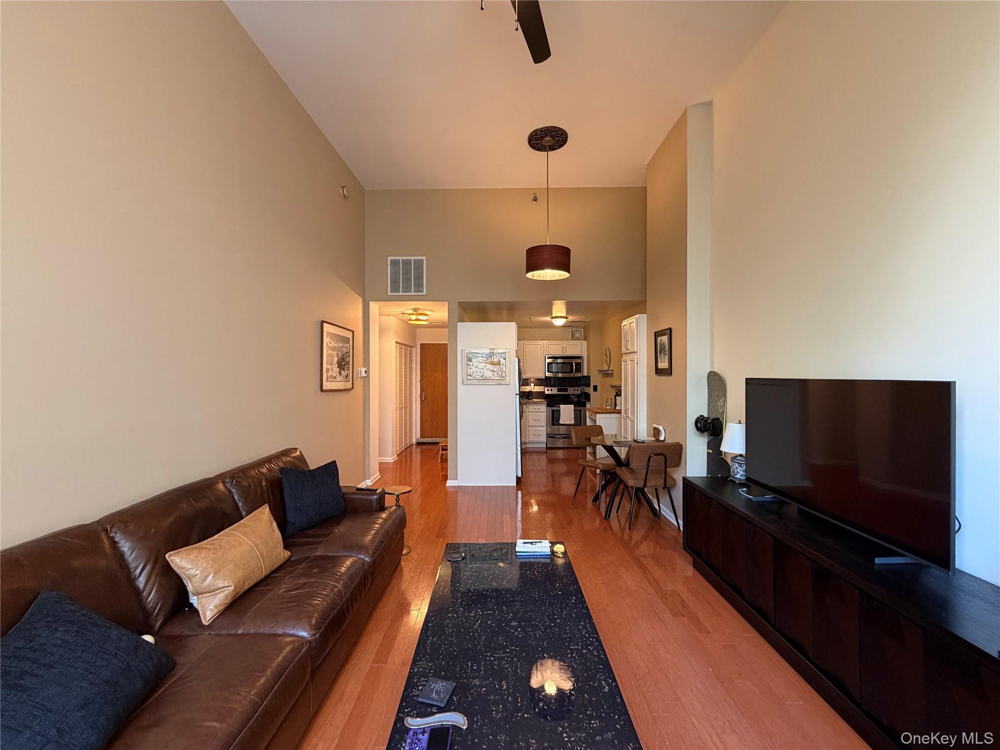 Photo 3 of this property