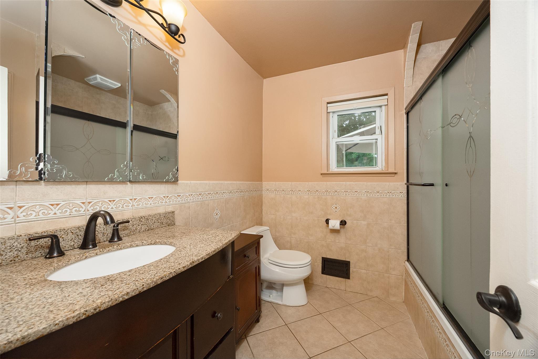 Photo 14 of this property