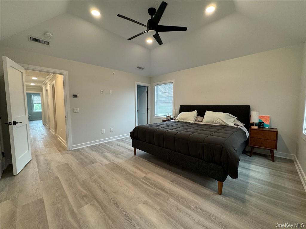 Photo 14 of this property