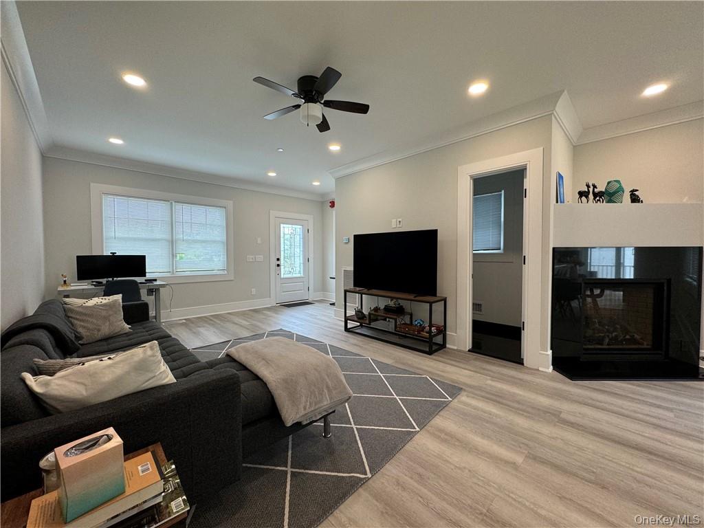 Photo 4 of this property