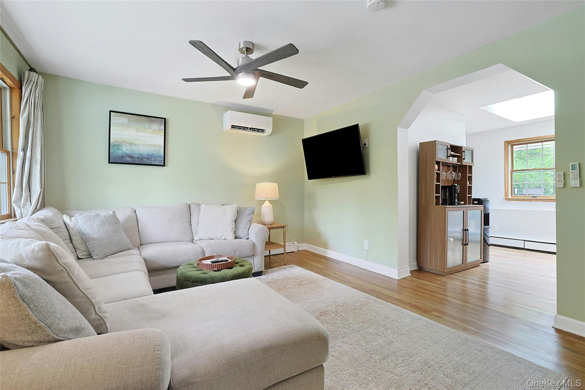 Photo 6 of this property