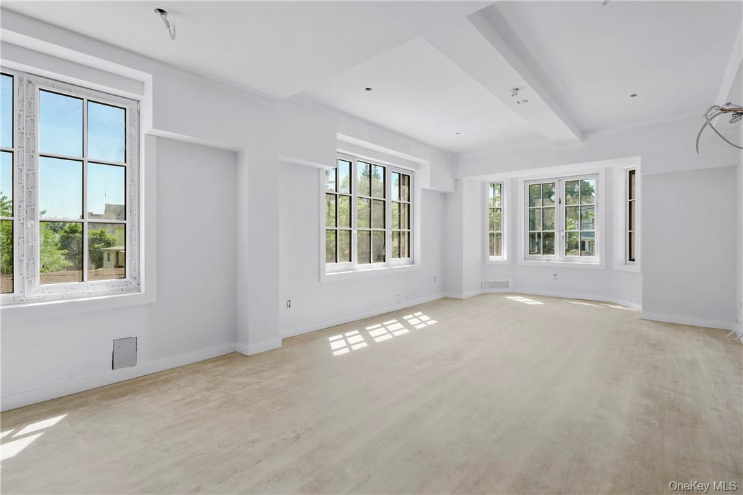 Photo 3 of this property