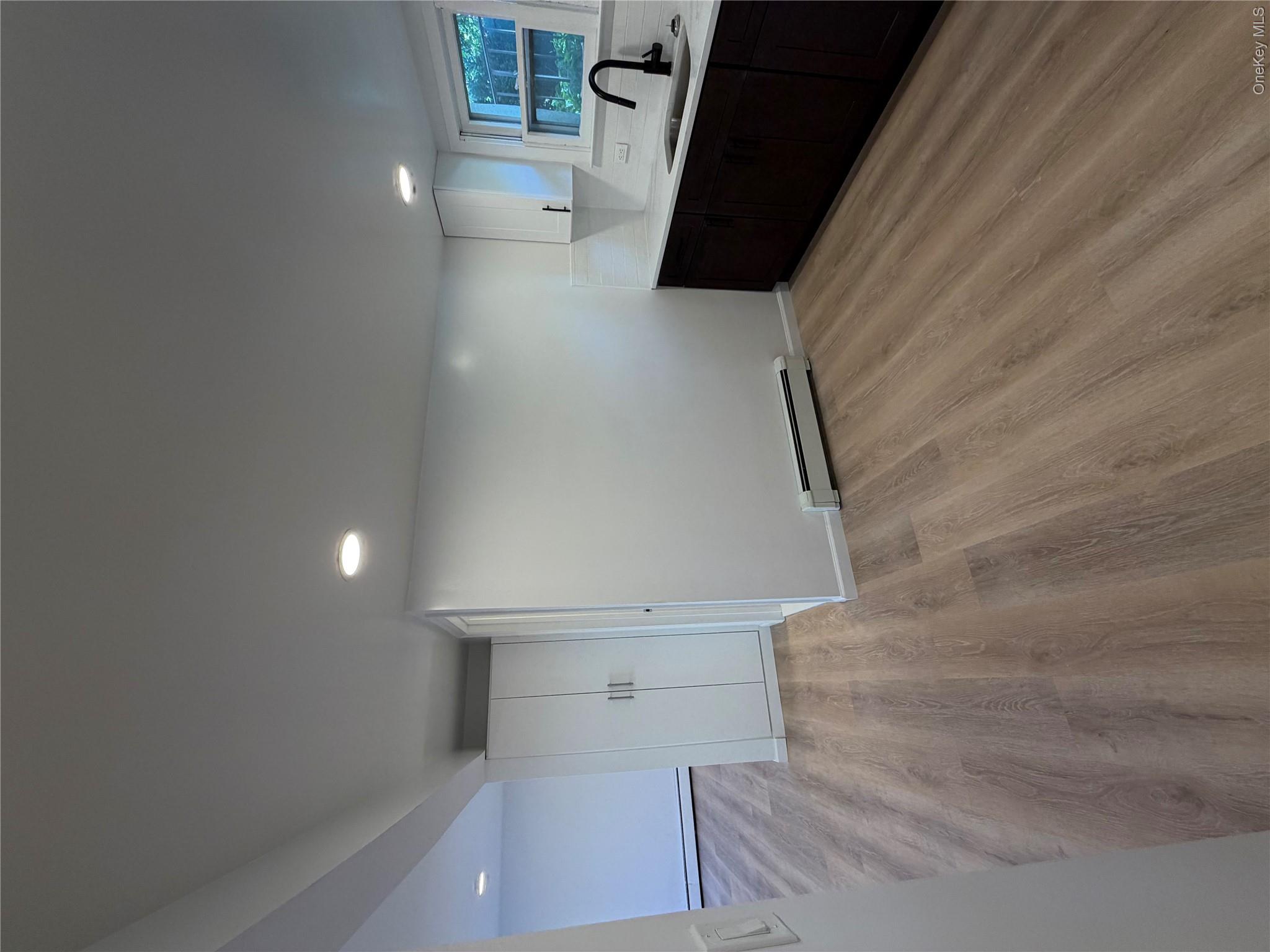 Photo 4 of this property