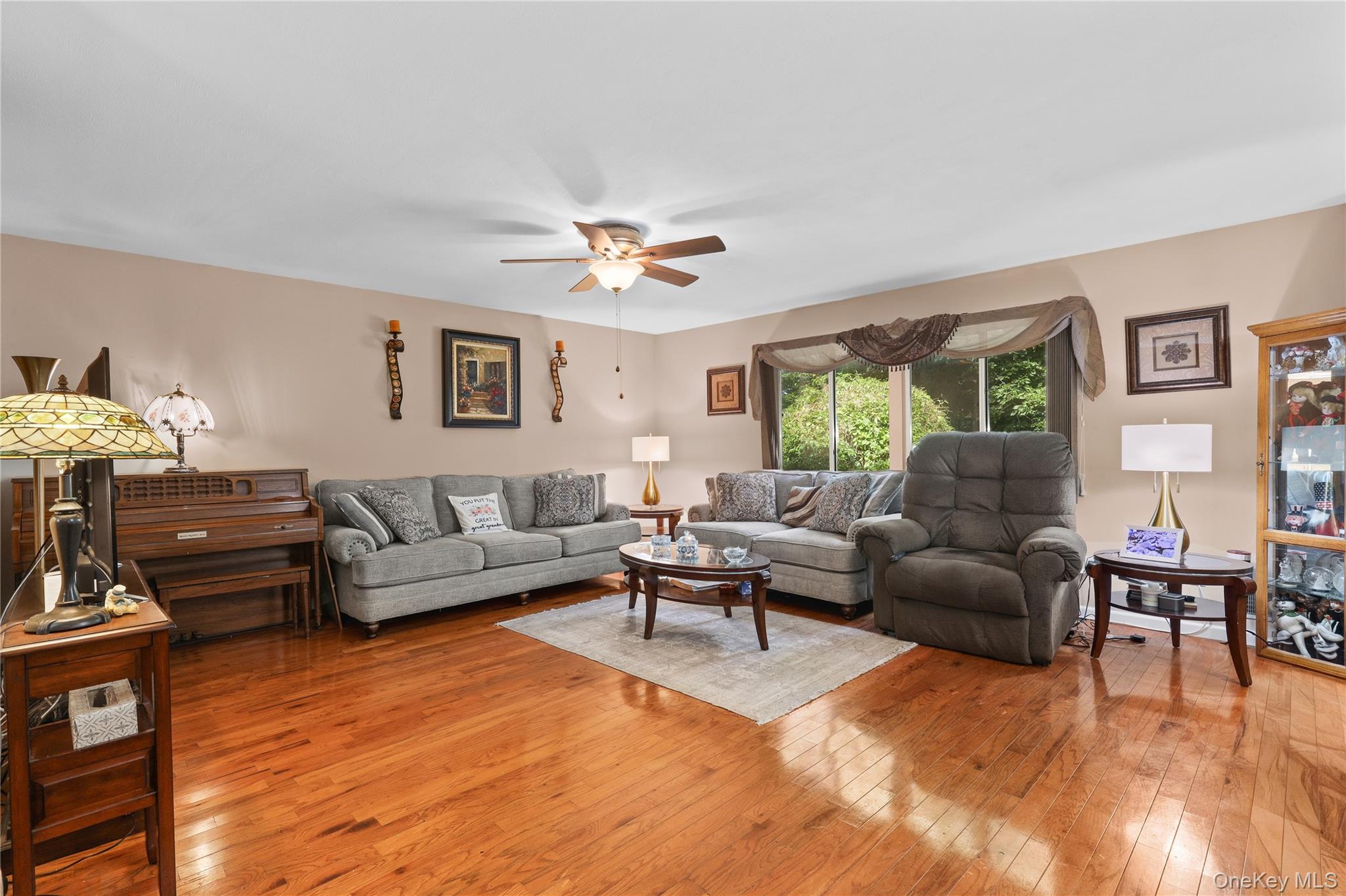 Photo 3 of this property