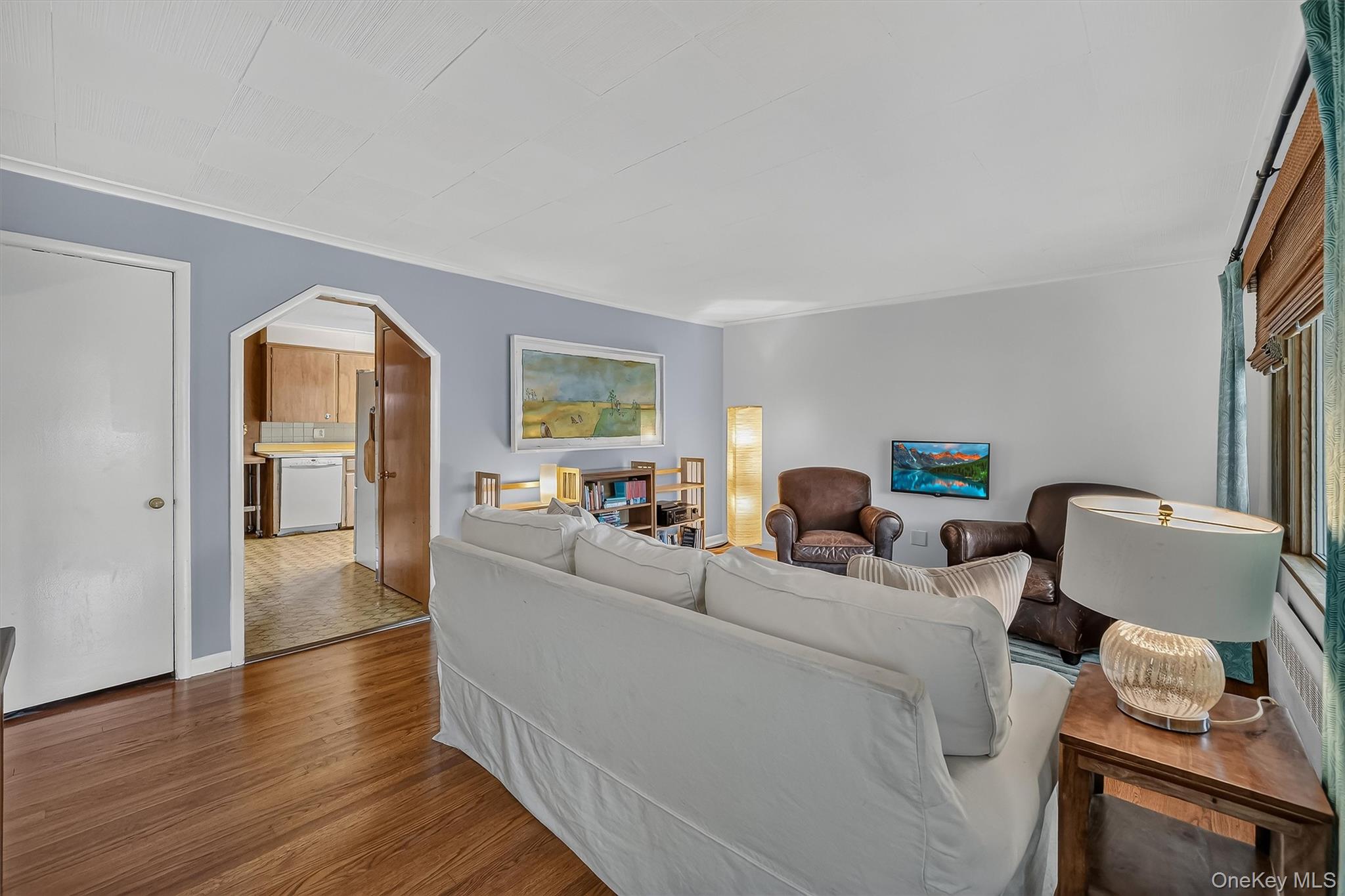Photo 6 of this property