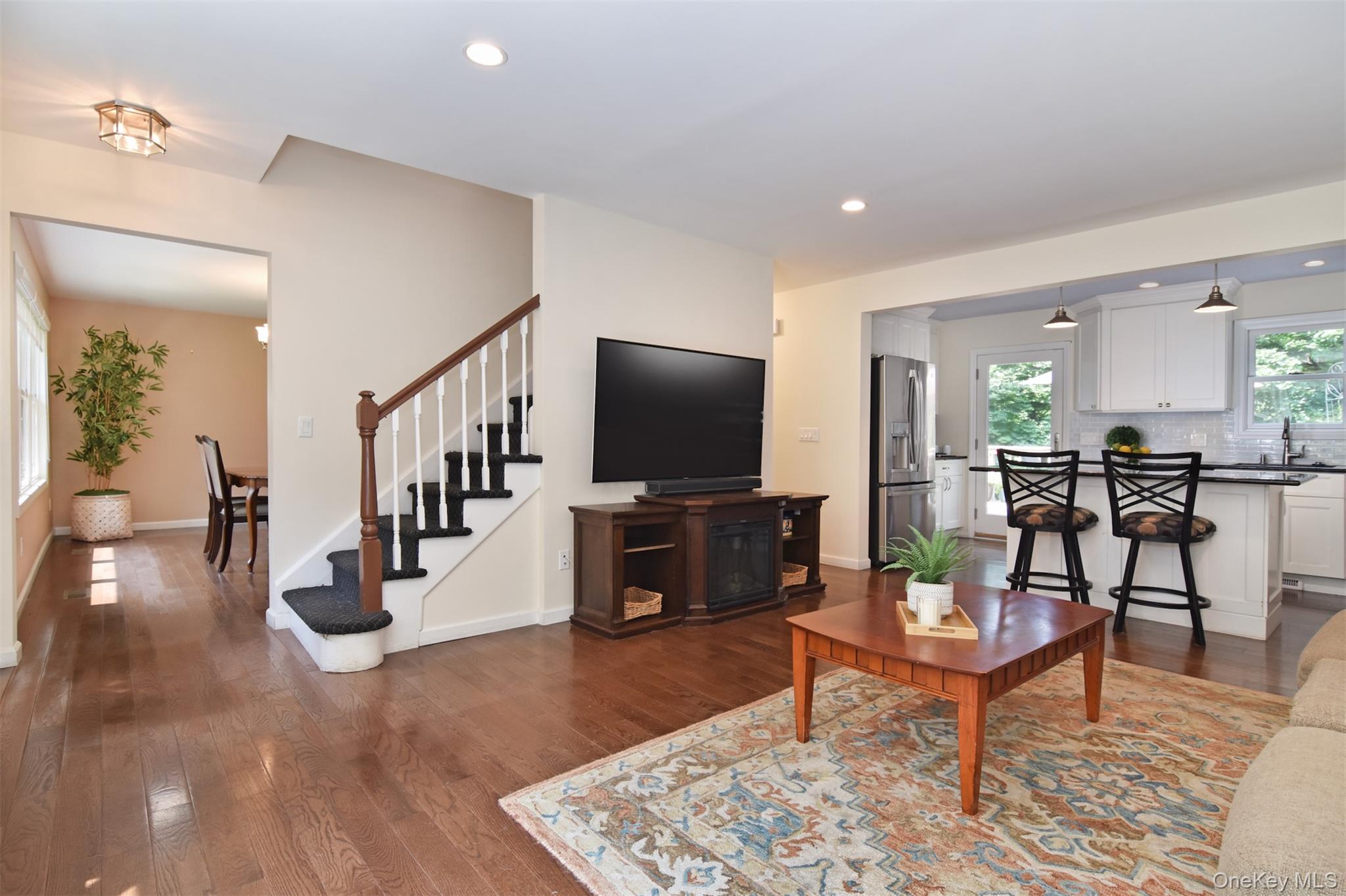 Photo 4 of this property