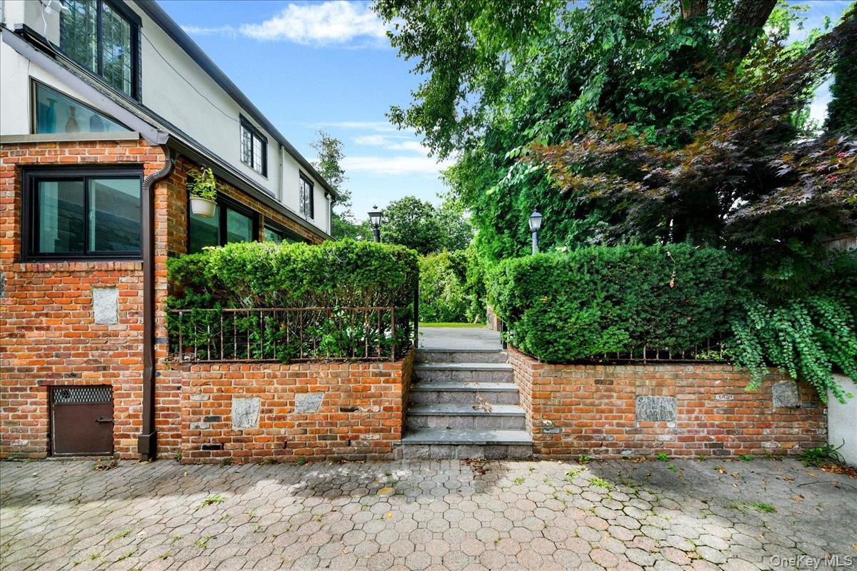 Photo 5 of this property