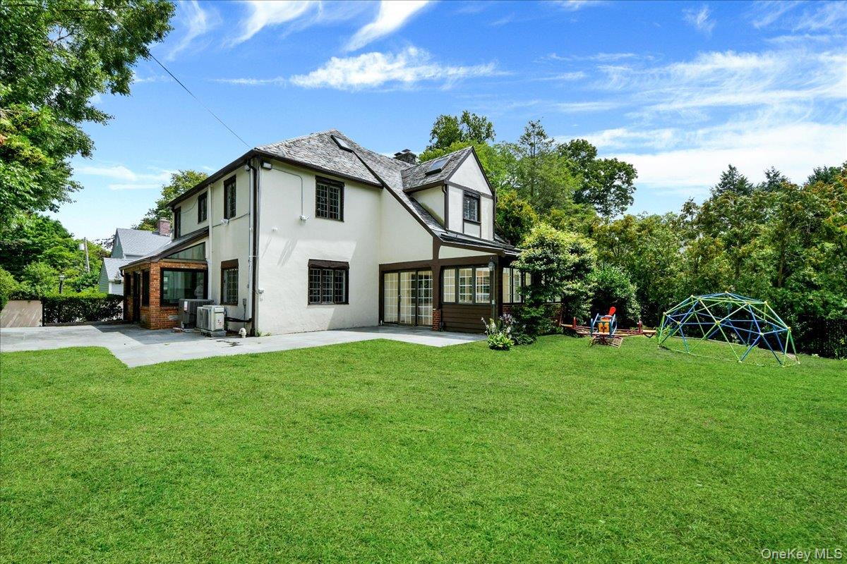 Photo 8 of this property