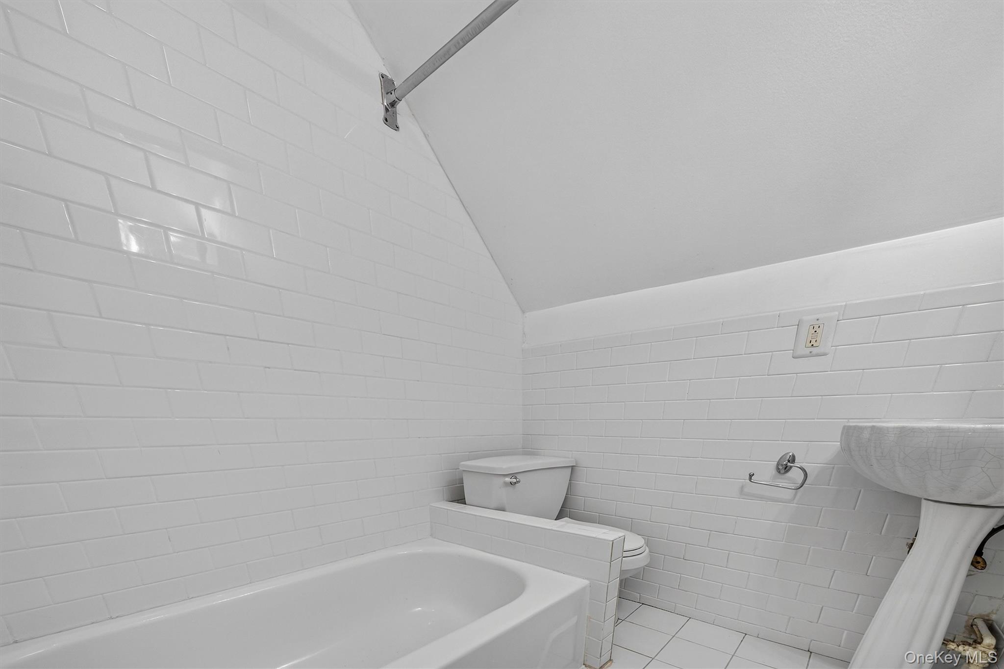 Photo 9 of this property