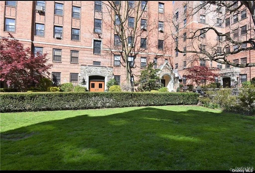Photo 8 of this property
